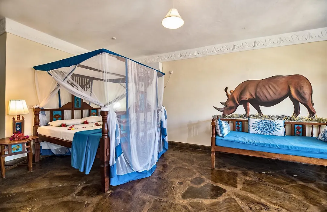 Jumbo Club Watamu-1